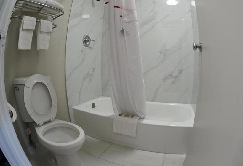 Люкс, Red Roof Inn Spartanburg  I85