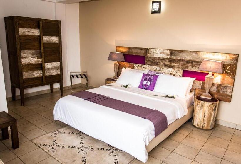 스탠다드 룸, The Swiss Hotel Freetown