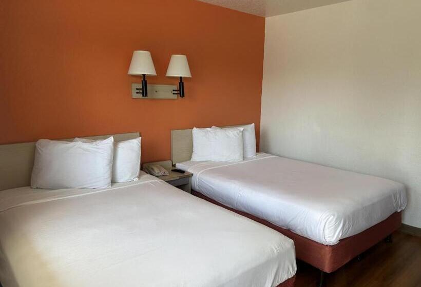 四人标准间, Motel 6 Stanton, Ca