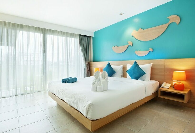 带阳台的高级房间, Ratana Apart Hotel At Kamala