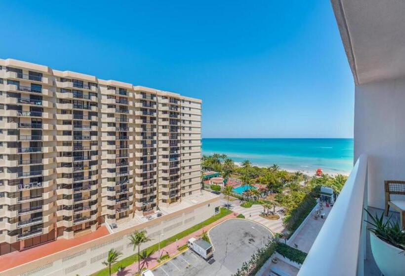 带阳台套房, 1 Hotel & Homes Miami Beach Oceanfront Residence Suites By Joe Semary