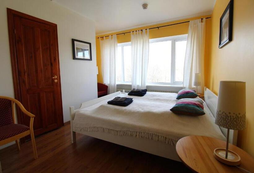 اتاق استاندارد با چشم‌انداز باغ, Guesthouse Steinsholt
