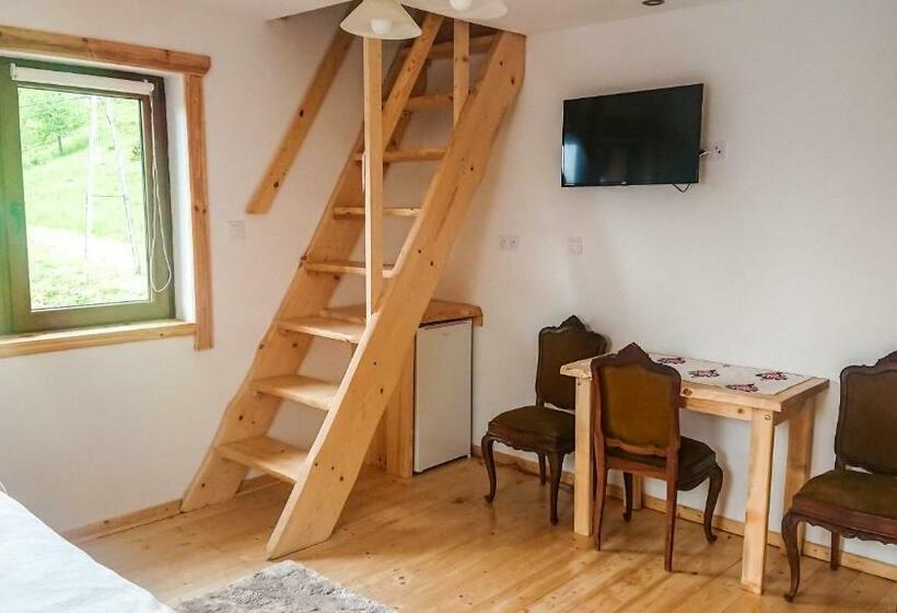 Номер Стандарт, Chata Na Końcu świata