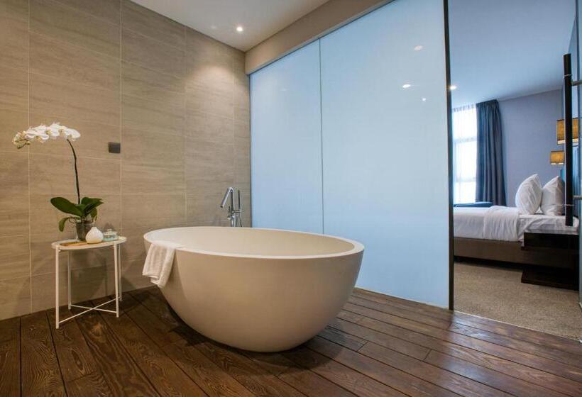 سوییت اجرایی, Mercure Living Putrajaya