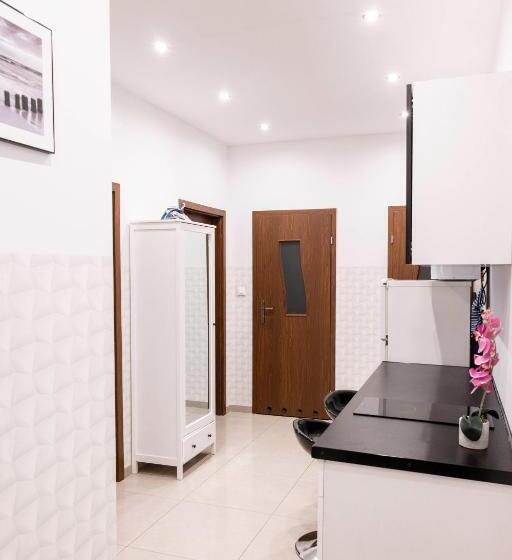 Номер Стандарт Совместная Ванная, Clicktheflat Royal Route Warecka Apart Rooms