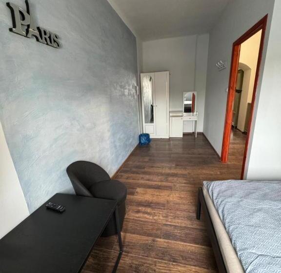 Номер Deluxe с Видом, Paris Rynek Centrum &parking