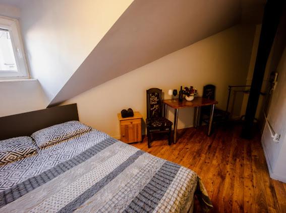 Quarto Basic, Paris Rynek Centrum &parking