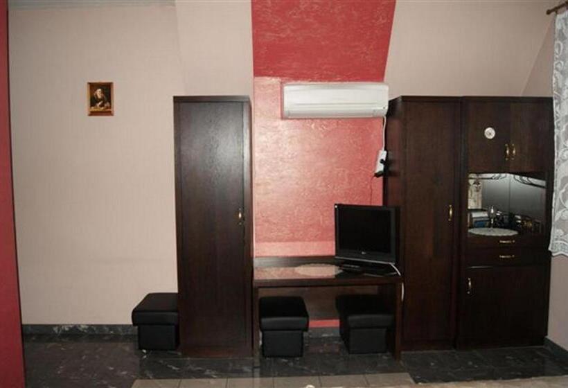 Номер Стандарт Трехместный, Pokoje Gościnne Gum Bar
