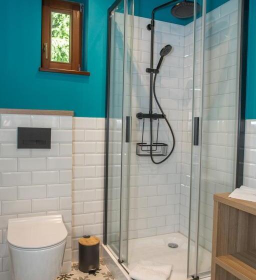 Quarto Deluxe, Willa Fen