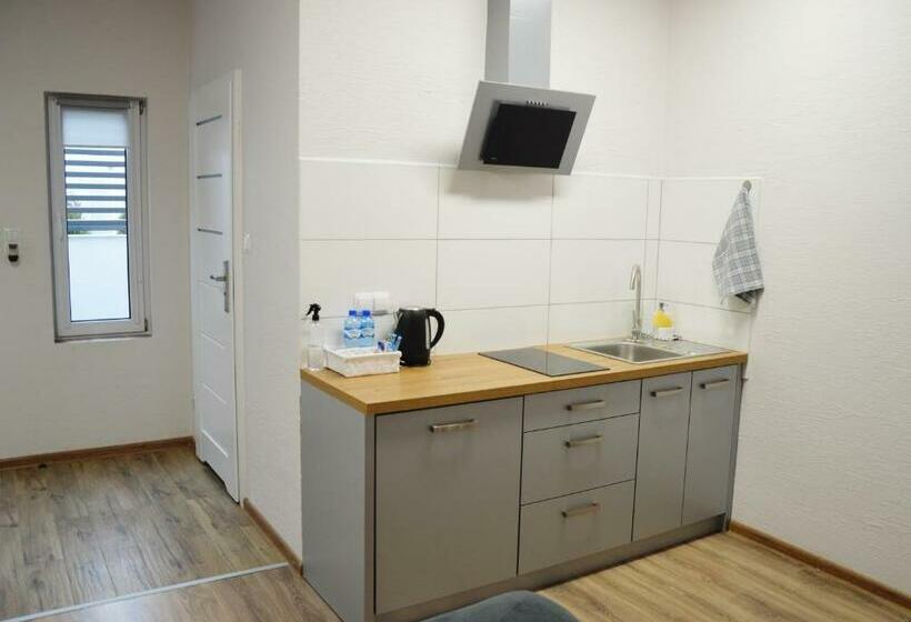 豪华房间, Hostel Adabet