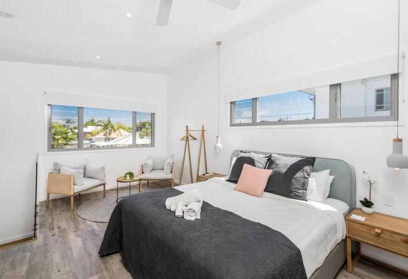 스탠다드 스튜디오 킹침대, Aloha Byron Bay