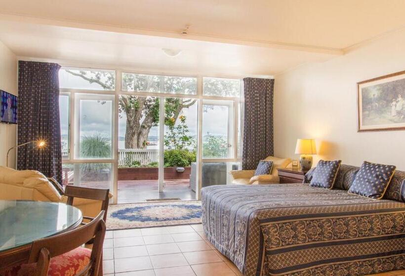 Студия Стандарт Вид на Море, Commodores Lodge