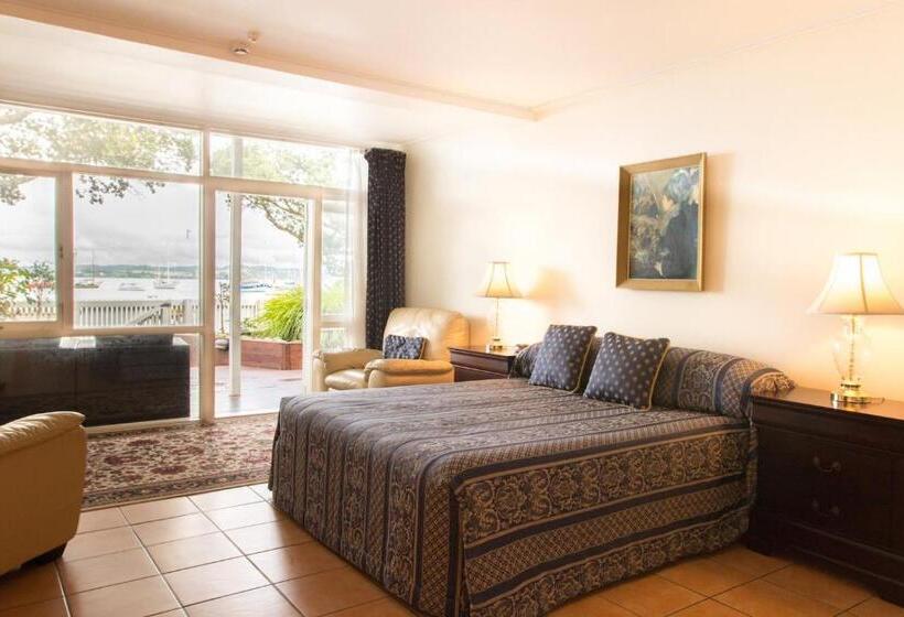 Студия Стандарт Вид на Море, Commodores Lodge