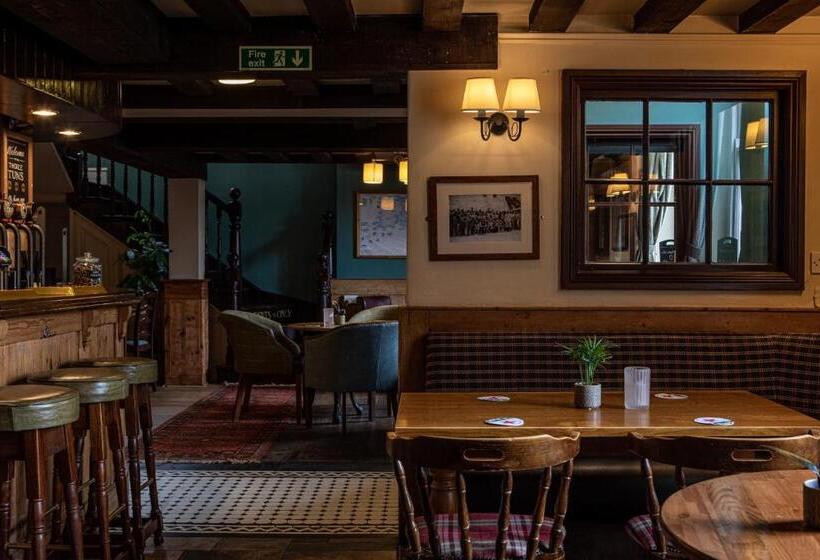 高级大房间, The Three Tuns