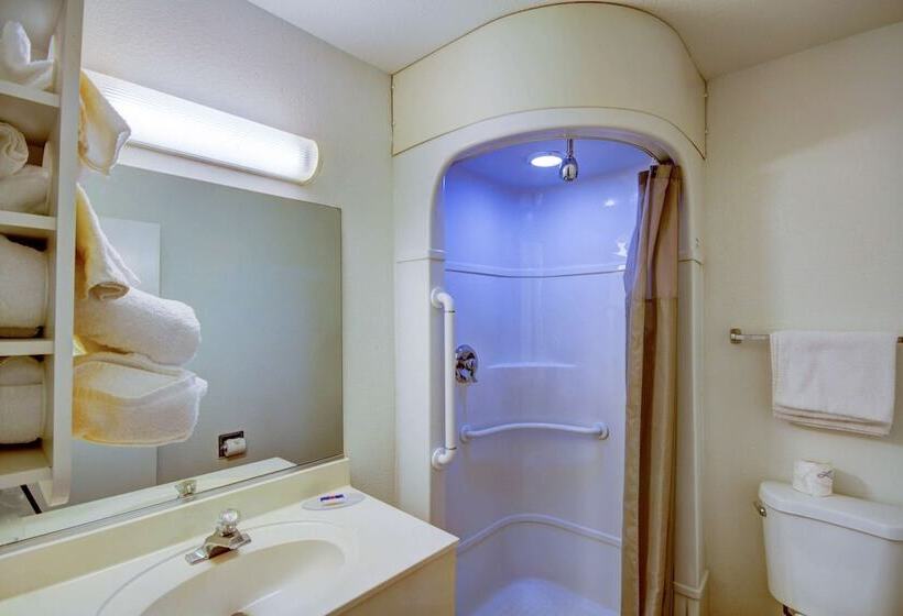 带2个双人床的标准工作室, Motel 6 Saint George, Ut