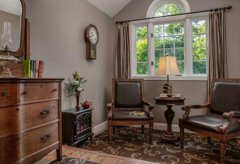 Номер Стандарт, White Oak Manor Bed And Breakfast