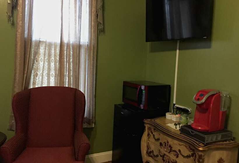 Номер Стандарт, White Oak Manor Bed And Breakfast