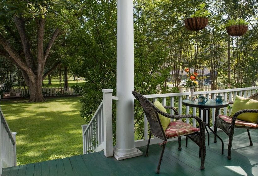 Номер Стандарт, White Oak Manor Bed And Breakfast