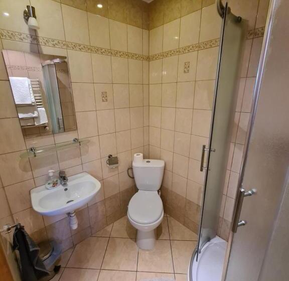 标准三人间, Zajazd Motel Staropolski