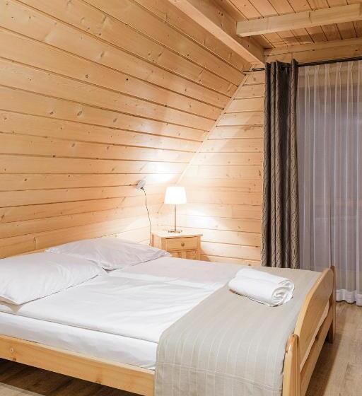 Quarto Quadruple Standard, Chata U Bronka