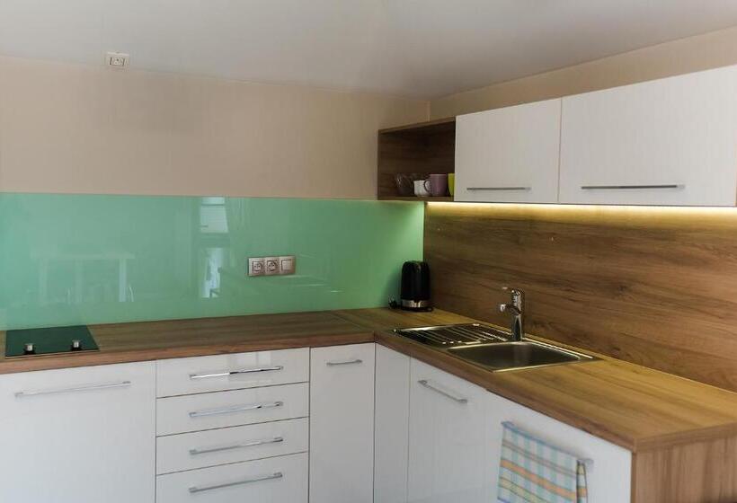 Апартаменты 2 Спальни, Rosa Apartamenty
