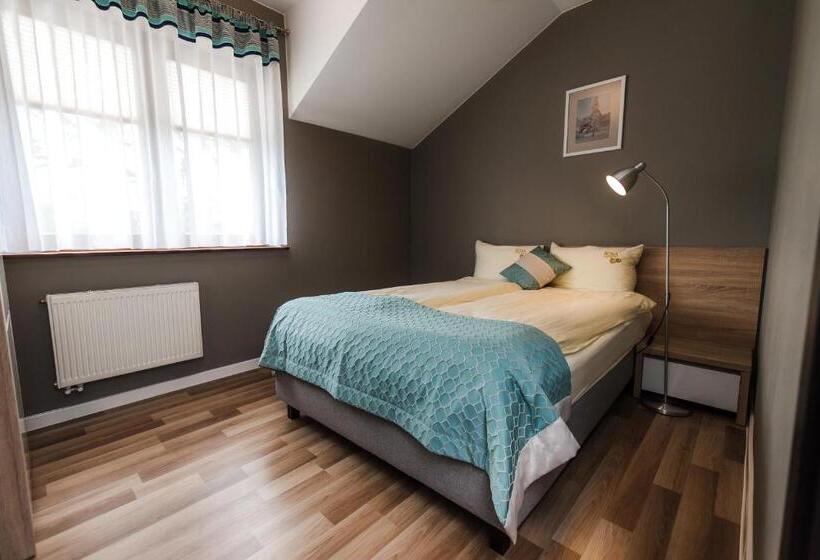 Апартаменты 2 Спальни, Rosa Apartamenty