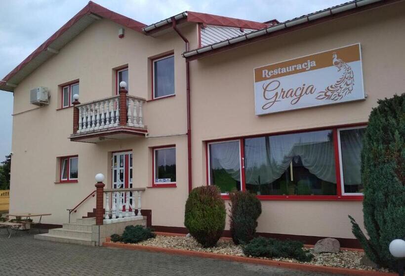 Четырехместный Номер Стандарт, Noclegi I Restauracja Gracja