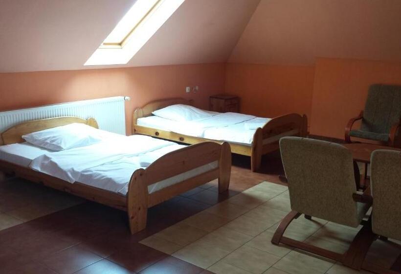 Family Suite, Zajazd Pasja