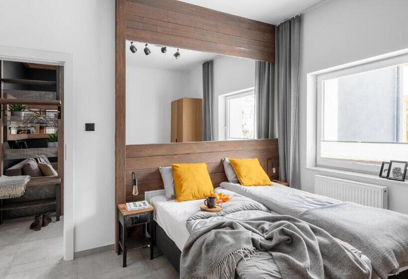 شقة غرفة واحدة, Aparthotel Narciarska 2