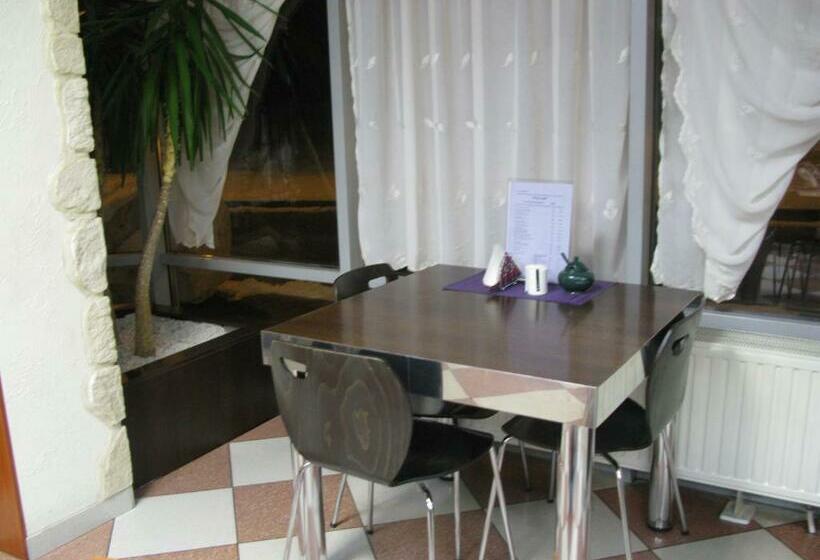Апартаменты 1 Спальня, Motel Górno