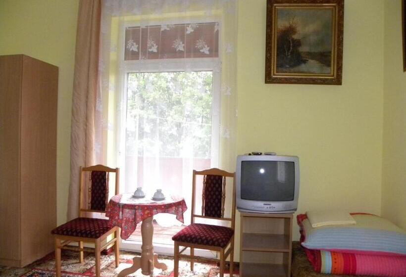 Camera Tripla Standard, Dom Wypoczynkowy Admirał