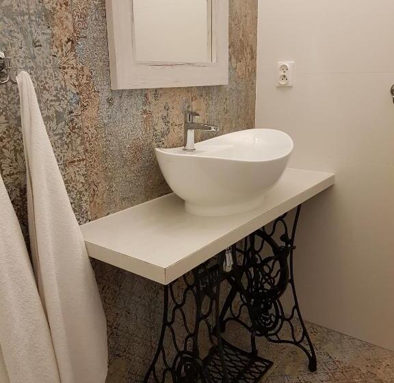 Quarto Triplo Estandar, Pokoje Hotelowe Dux