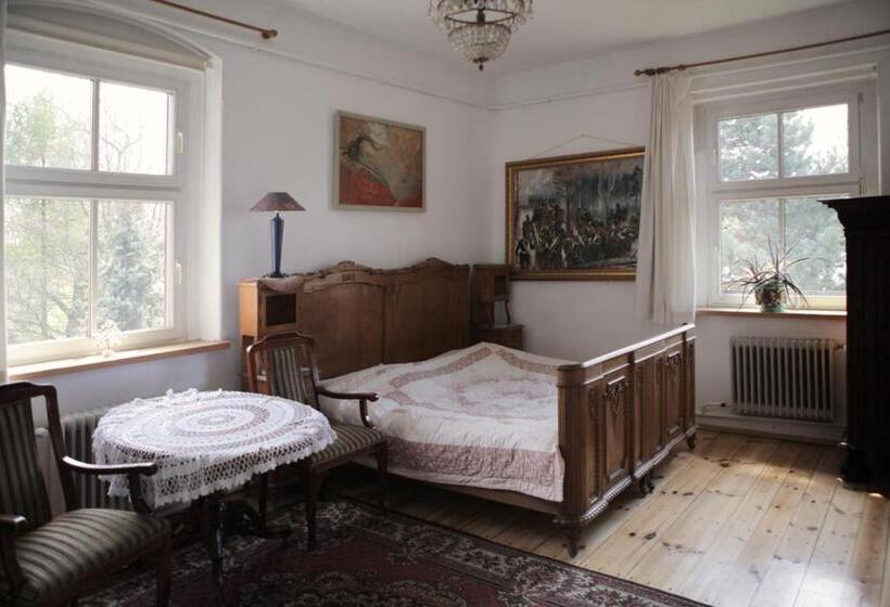 Полулюкс Вид на Сад, Villa Navigator