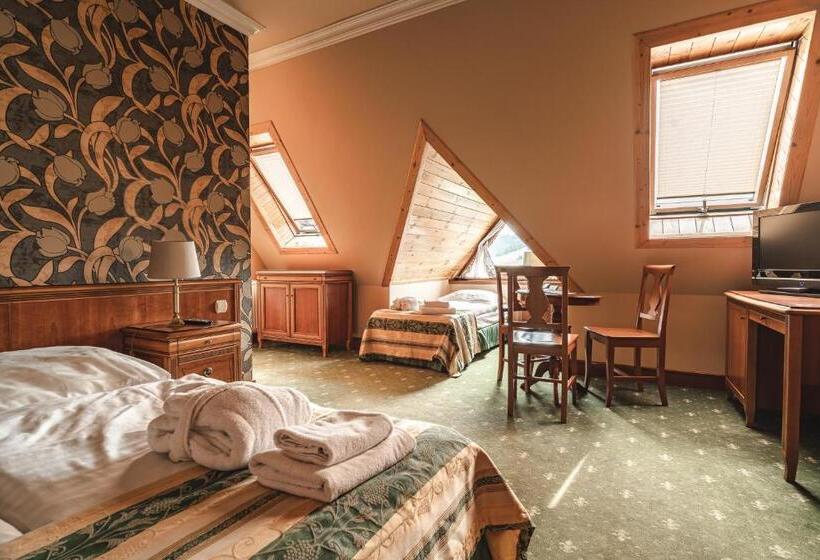 חדר קלאסי לארבעה, Biały Dunajec Resort & Spa