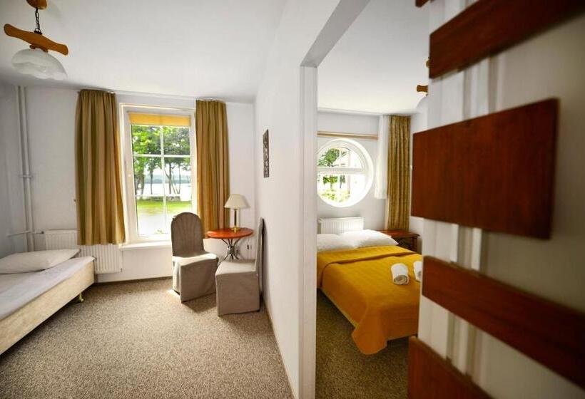 Номер Стандарт Трехместный, Pirat Hotel & Spa Hotel Z Basenem
