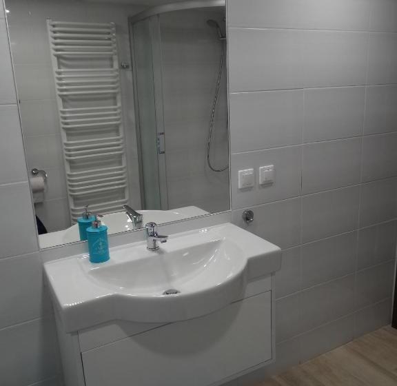 Апартаменты 1 Спальня с Террасой, Noclegi Airportpark