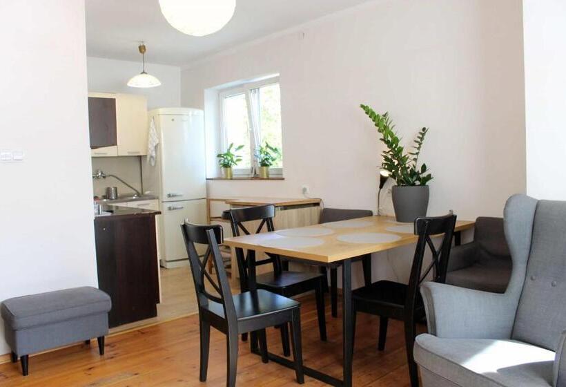 اتاق چهار تخته با دستشویی مشترک, Villa Agatomdom Gdańsk, Taras Grill Kuchnia, 1800m Stare Miasto Gdańsk
