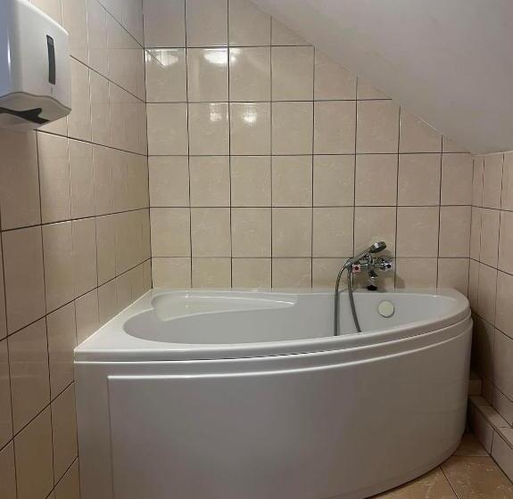 Quarto Quádruplo Estandar, Pirat Hotel & Spa Hotel Z Basenem