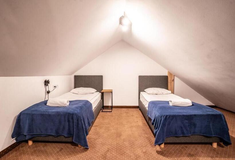 Апартаменты Deluxe 1 Спальня, Pirat Hotel & Spa Hotel Z Basenem