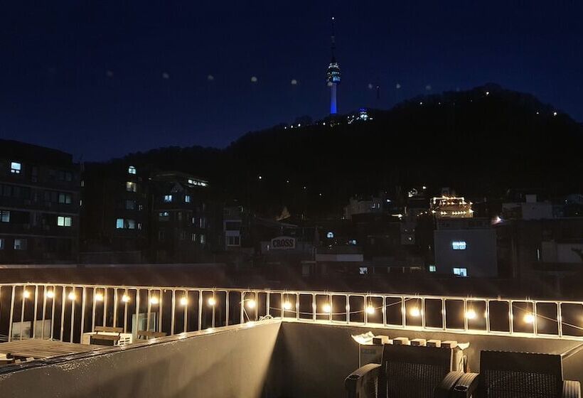 غرفة قياسية, Cave Myeongdong