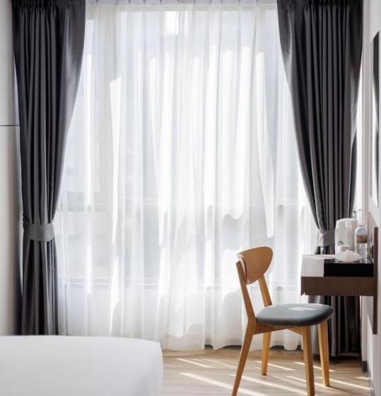 اتاق لوکس, Pure Eleven Hotel Bangkok