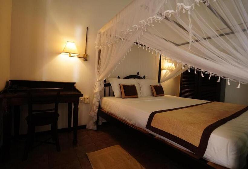 اتاق سه نفره دلوکس با چشم‌انداز دریا, Ruhunu Matara Rest House