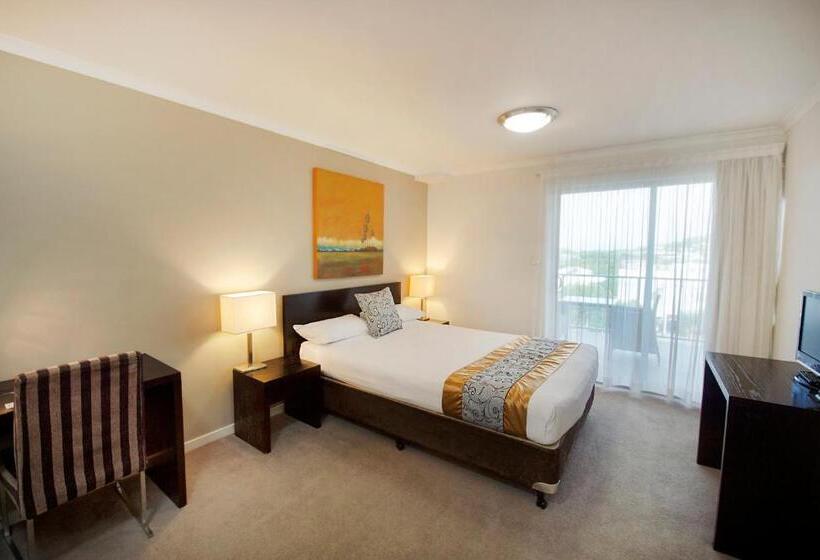 스탠다드 스튜디오, Gladstone City Central Apartment Hotel Official
