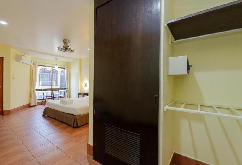 스탠다드 룸, Amarin Hotel Patong