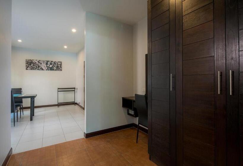 침실 1개 디럭스 아파트, Amarin Hotel Patong
