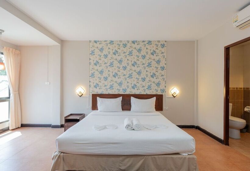 수피리어 스튜디오, Amarin Hotel Patong