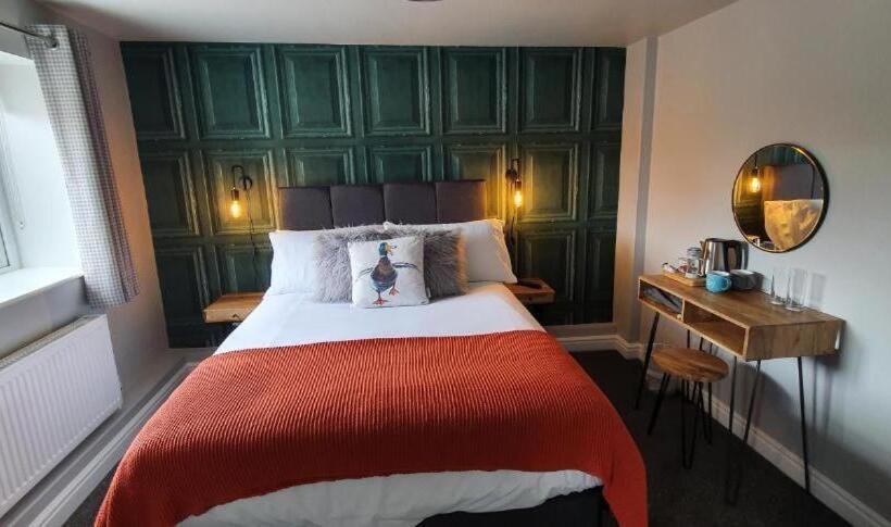 Номер Deluxe, The George Country Inn, Wath