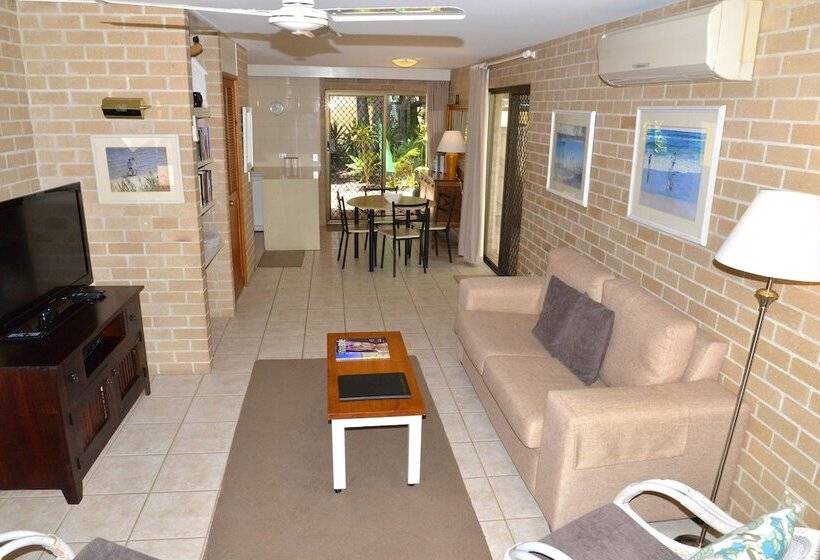 带露台两卧住房, Noosa Village River Resort