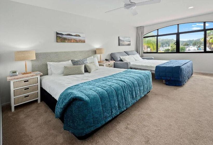 장애인을 위한 킹사이즈 침대 스탠다드 룸, Quality Hotel Oceans Tutukaka