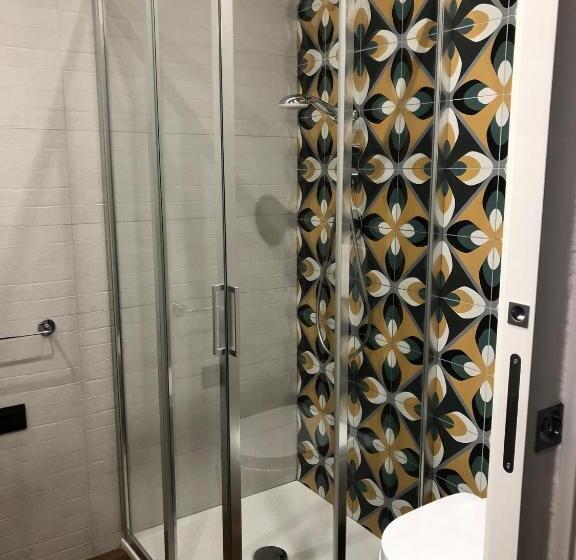 استودیوی لوکس, Suites Elifani